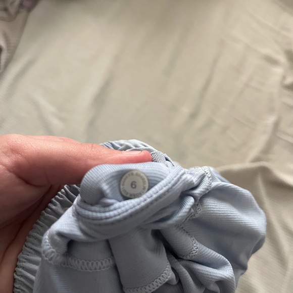 lululemon hottie hot shorts light blue color - Picture 3 of 3